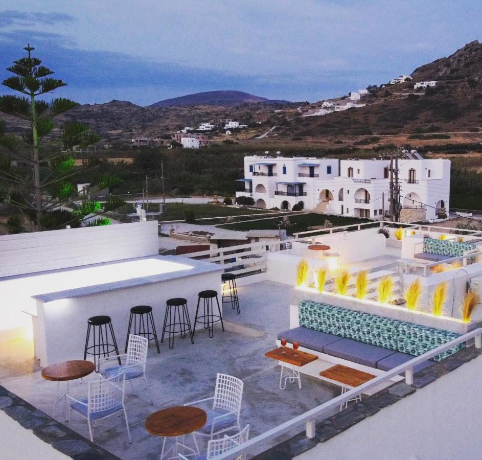 Studios Vrettos Beachfront Hotel Pláka Dış mekan fotoğraf