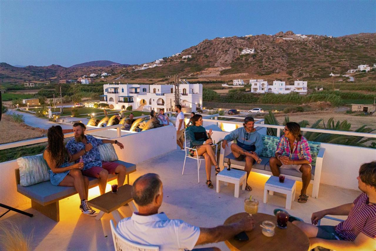 Studios Vrettos Beachfront Hotel Pláka Dış mekan fotoğraf