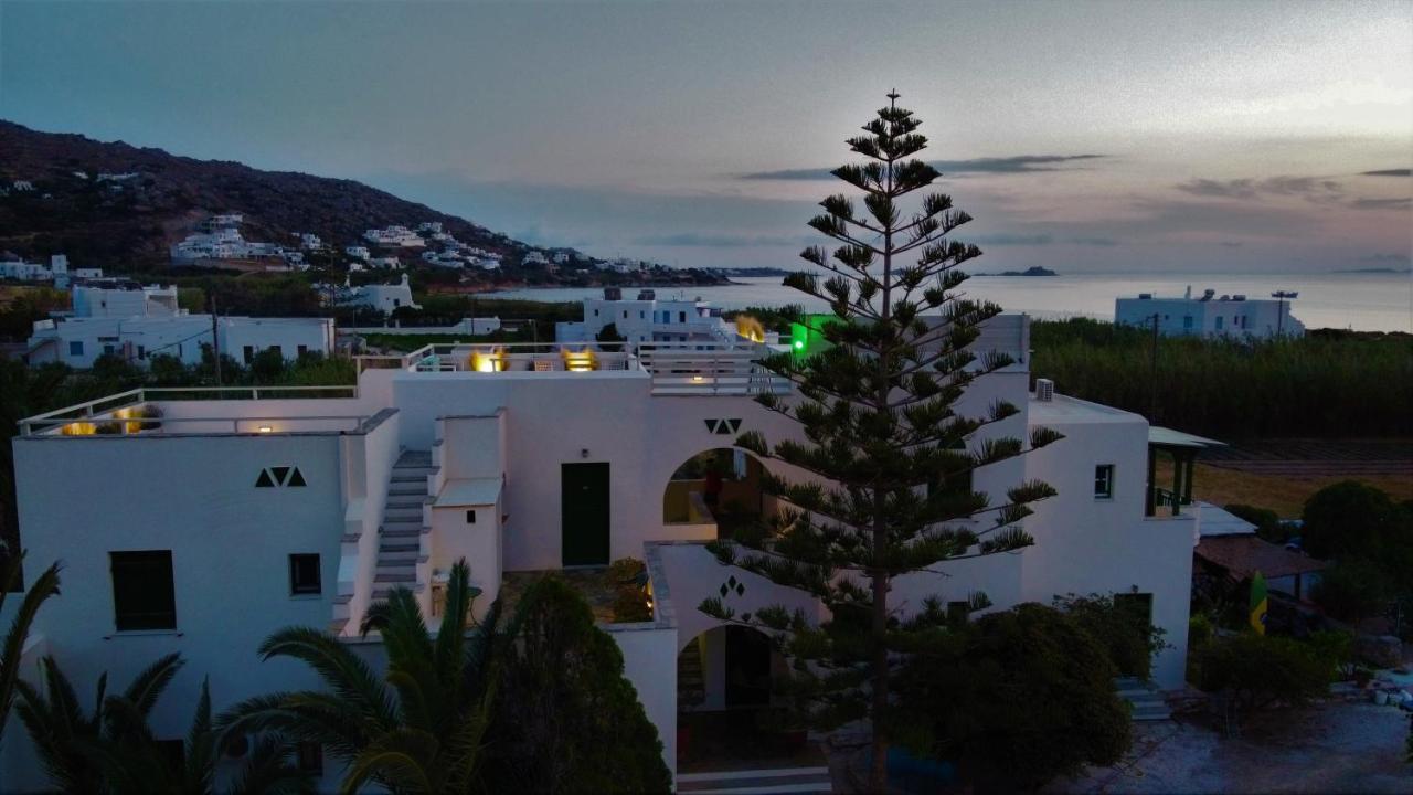Studios Vrettos Beachfront Hotel Pláka Dış mekan fotoğraf