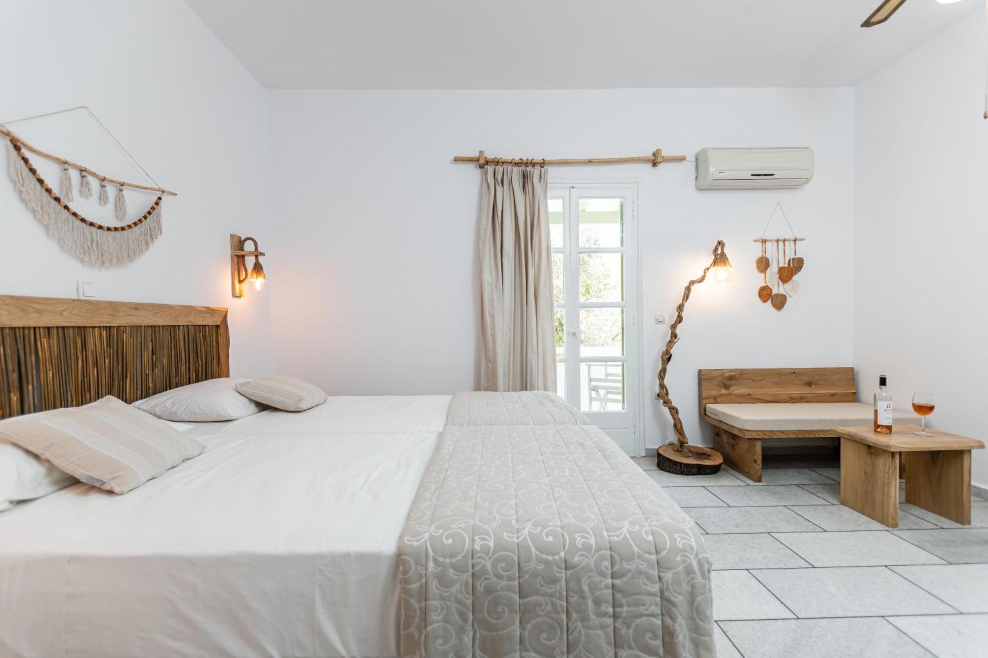 Studios Vrettos Beachfront Hotel Pláka Dış mekan fotoğraf