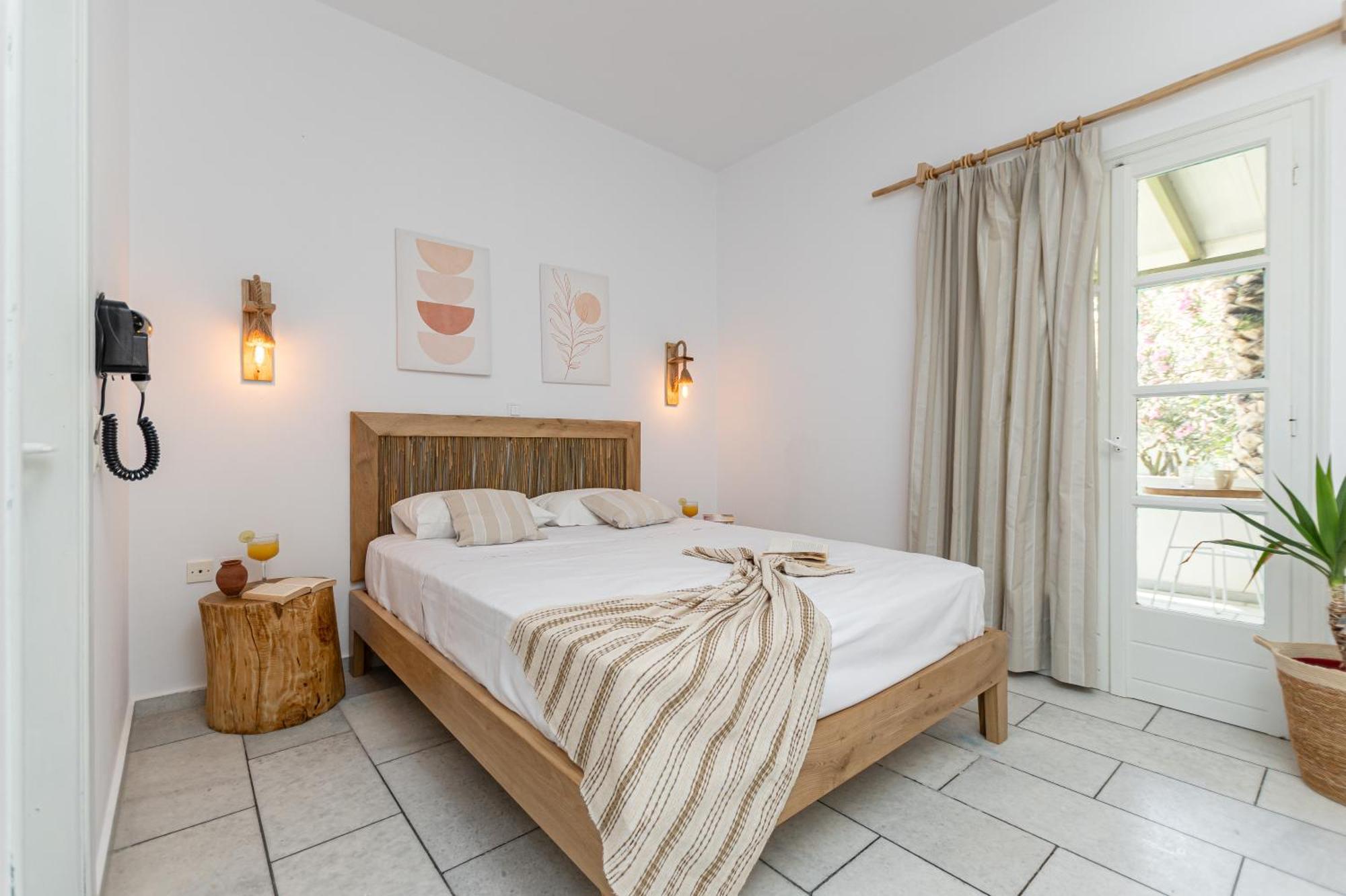 Studios Vrettos Beachfront Hotel Pláka Dış mekan fotoğraf