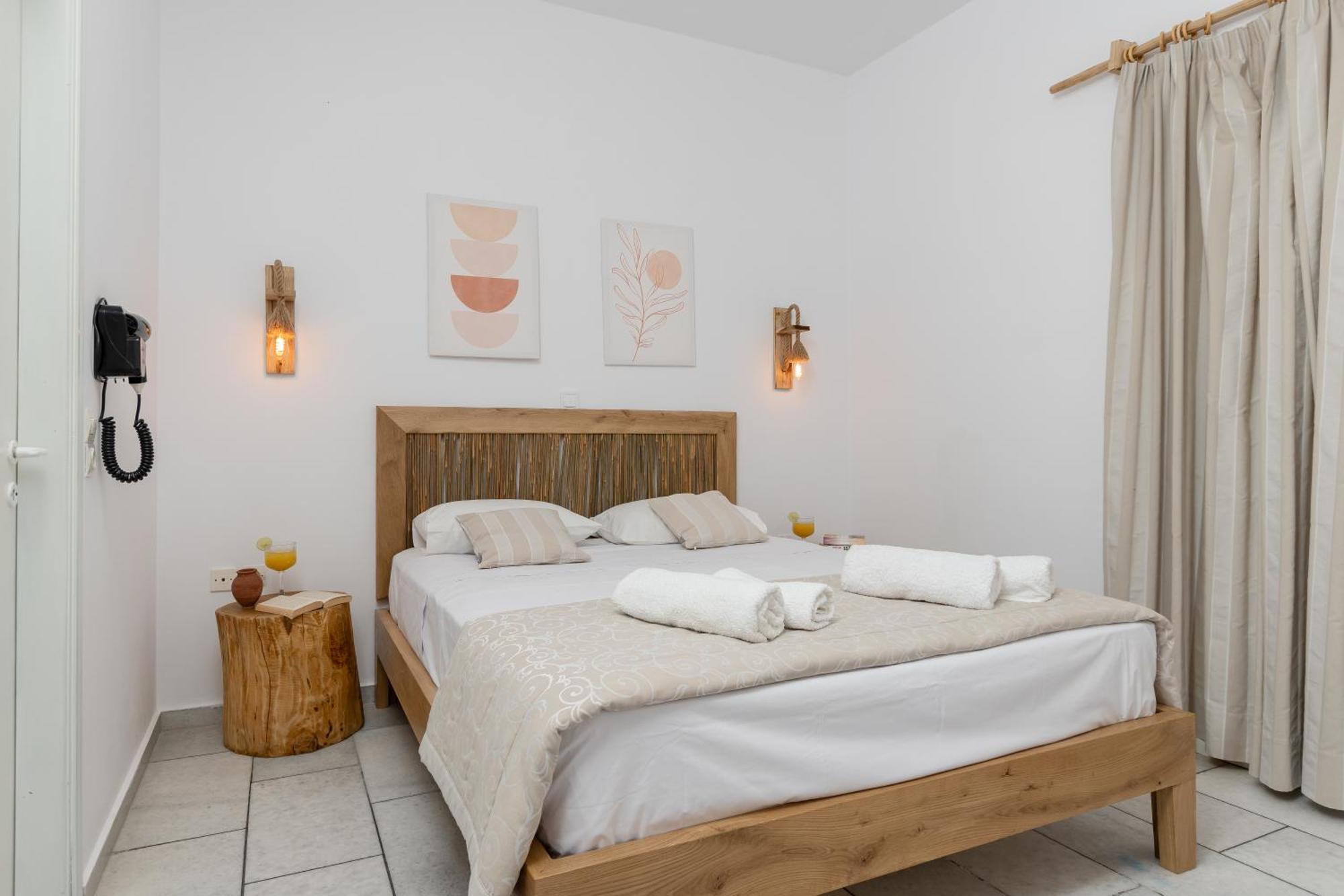 Studios Vrettos Beachfront Hotel Pláka Dış mekan fotoğraf