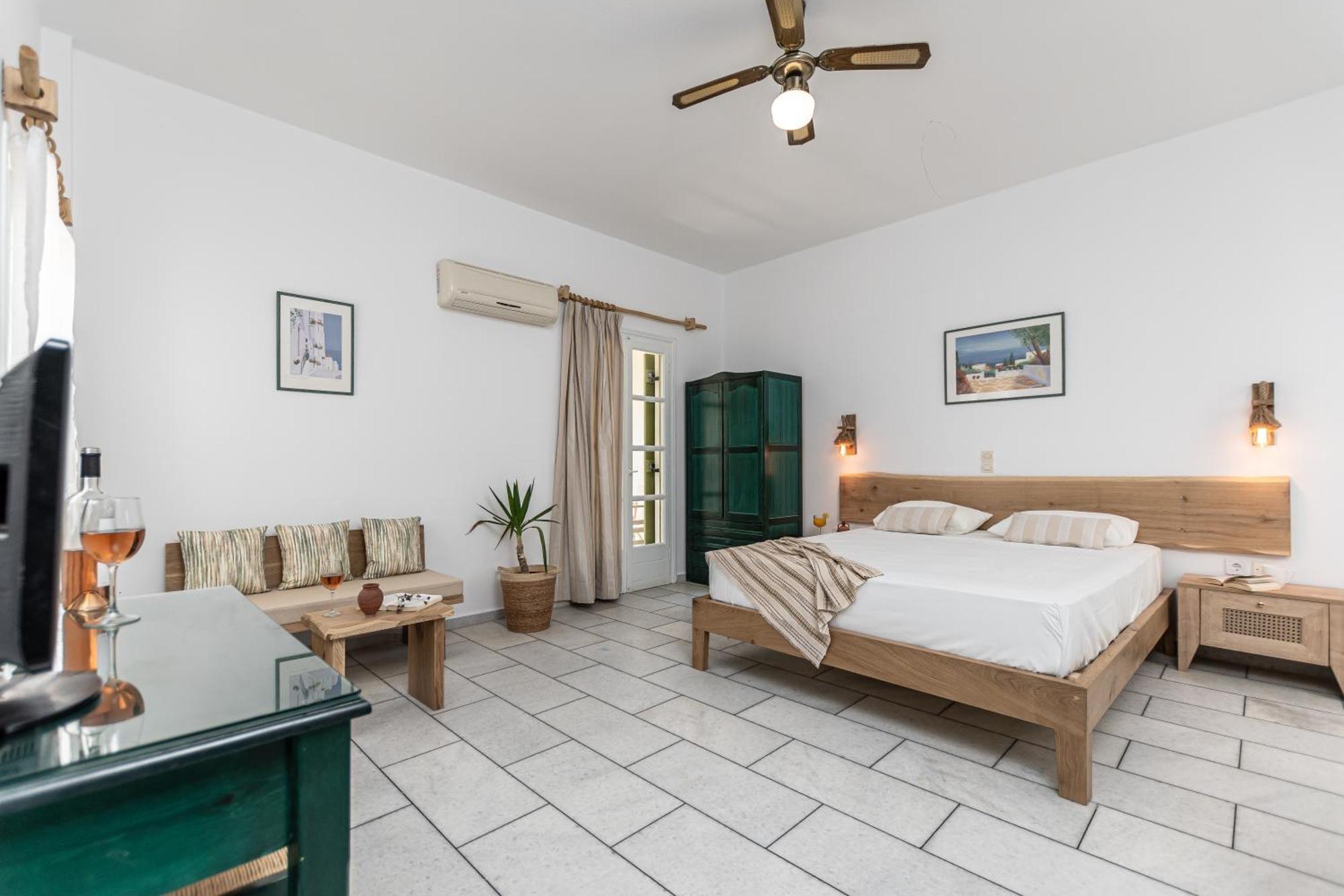 Studios Vrettos Beachfront Hotel Pláka Dış mekan fotoğraf